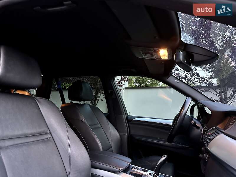 Позашляховик / Кросовер BMW X5 2010 в Вінниці