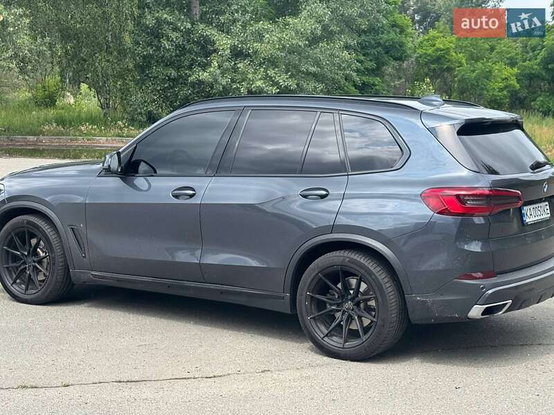 Внедорожник / Кроссовер BMW X5 2019 в Киеве