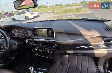 Позашляховик / Кросовер BMW X5 2014 в 