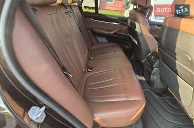 Позашляховик / Кросовер BMW X5 2014 в 