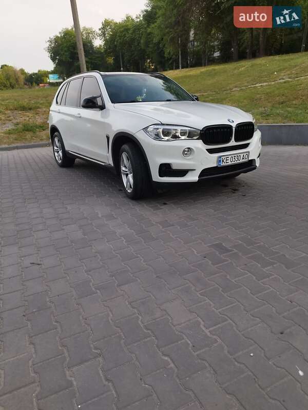 Внедорожник / Кроссовер BMW X5 2014 в Днепре