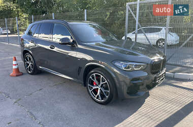 Внедорожник / Кроссовер BMW X5 2022 в 