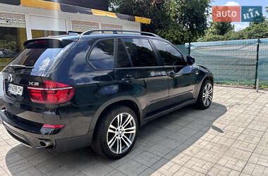 Позашляховик / Кросовер BMW X5 2013 в 