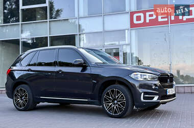 Внедорожник / Кроссовер BMW X5 2014 в 