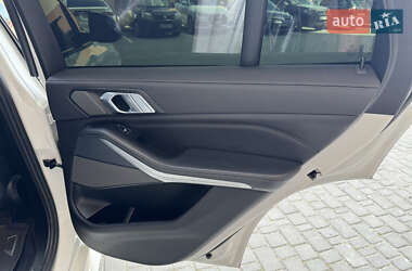Внедорожник / Кроссовер BMW X5 2021 в 