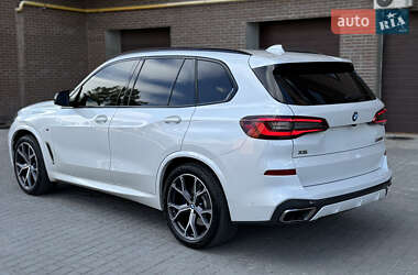 Внедорожник / Кроссовер BMW X5 2021 в 