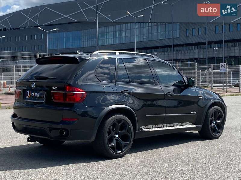 Позашляховик / Кросовер BMW X5 2012 в Львові