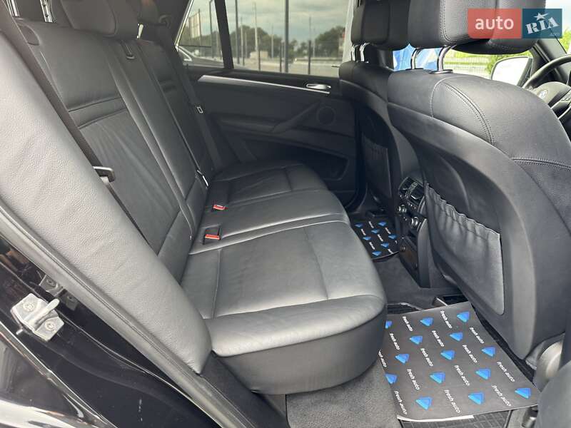 Позашляховик / Кросовер BMW X5 2012 в Рівному