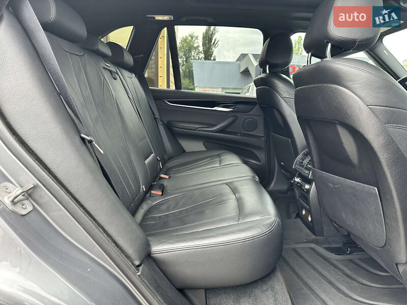 Позашляховик / Кросовер BMW X5 2014 в Києві