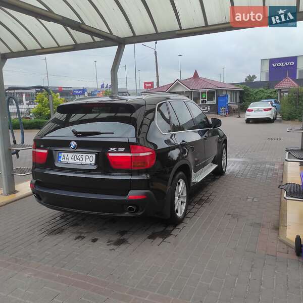 Позашляховик / Кросовер BMW X5 2009 в Києві