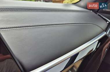 Позашляховик / Кросовер BMW X5 2019 в 