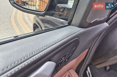 Позашляховик / Кросовер BMW X5 2019 в 