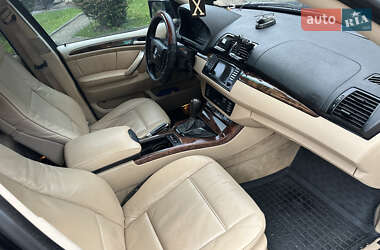Внедорожник / Кроссовер BMW X5 2003 в 