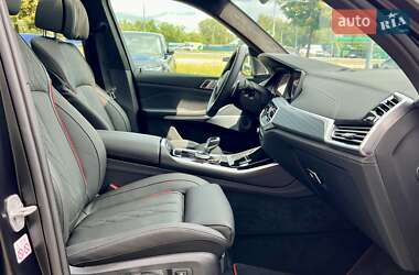 Позашляховик / Кросовер BMW X5 2022 в 