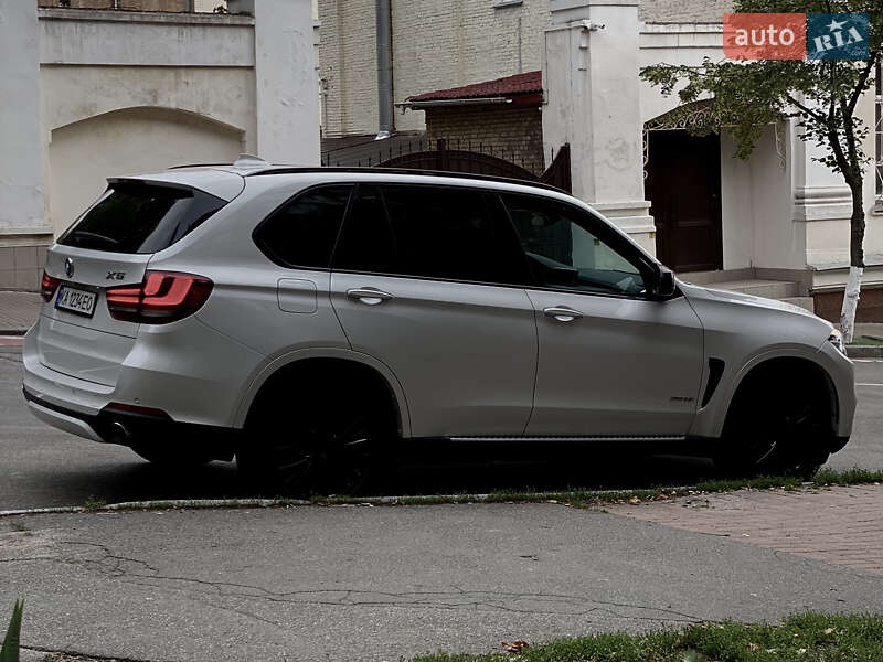 Внедорожник / Кроссовер BMW X5 2015 в Киеве