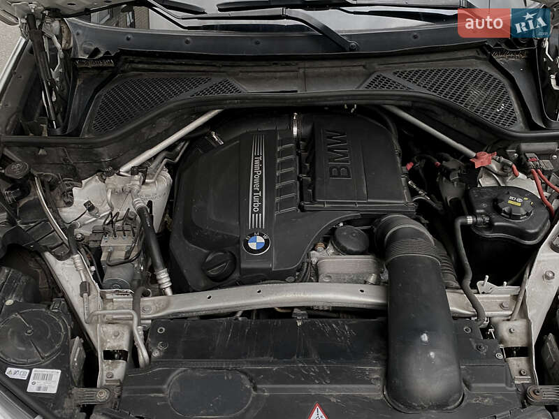 Внедорожник / Кроссовер BMW X5 2015 в Киеве