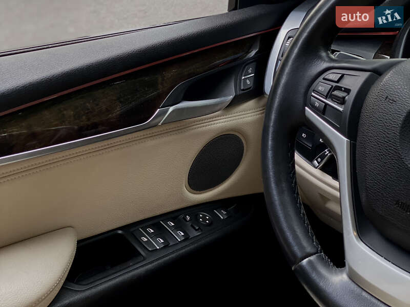 Внедорожник / Кроссовер BMW X5 2015 в Киеве