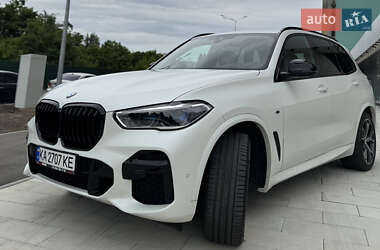 Позашляховик / Кросовер BMW X5 2021 в 