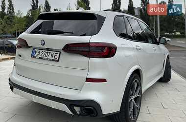 Позашляховик / Кросовер BMW X5 2021 в 