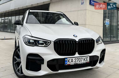 Позашляховик / Кросовер BMW X5 2021 в 