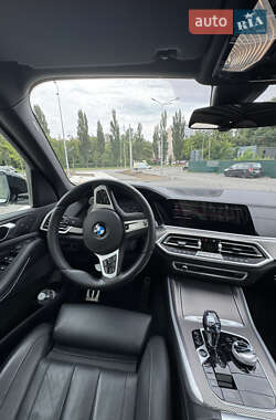 Позашляховик / Кросовер BMW X5 2021 в 