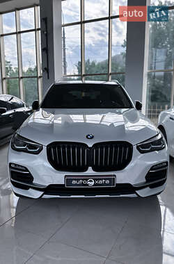 Внедорожник / Кроссовер BMW X5 2020 в Николаеве