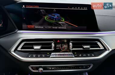 Позашляховик / Кросовер BMW X5 2019 в 