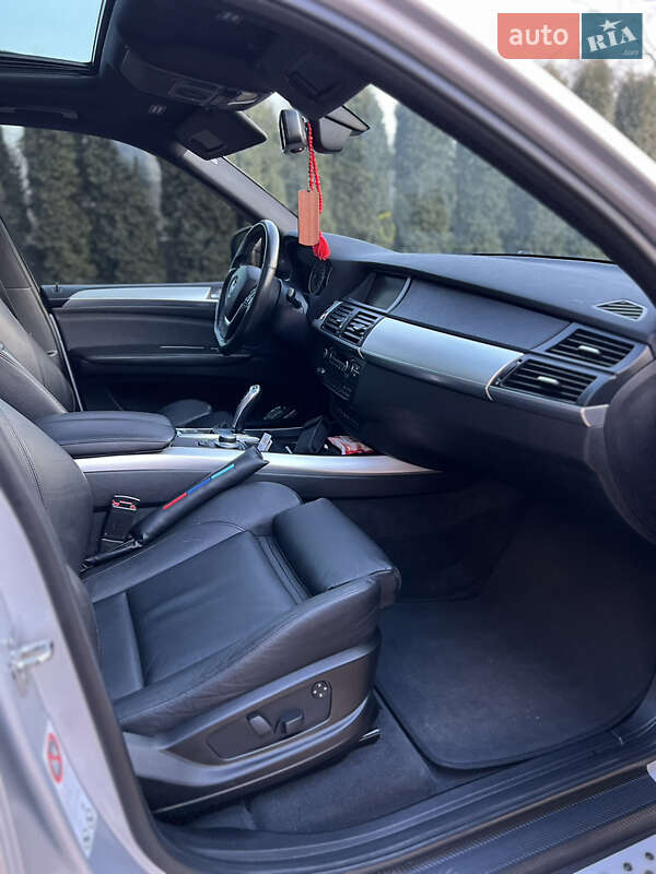 Позашляховик / Кросовер BMW X5 2009 в Чернівцях