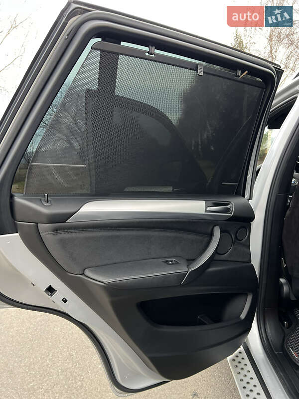 Позашляховик / Кросовер BMW X5 2009 в Чернівцях