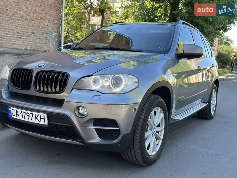 Внедорожник / Кроссовер BMW X5 2012 в Хмельницком