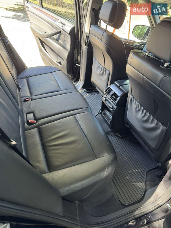 Внедорожник / Кроссовер BMW X5 2013 в Белой Церкви