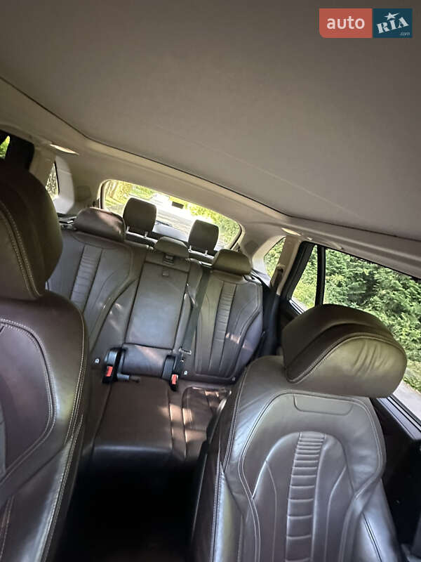 Внедорожник / Кроссовер BMW X5 2014 в Ровно