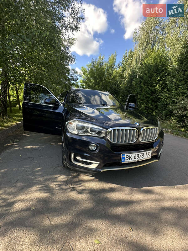 Внедорожник / Кроссовер BMW X5 2014 в Ровно