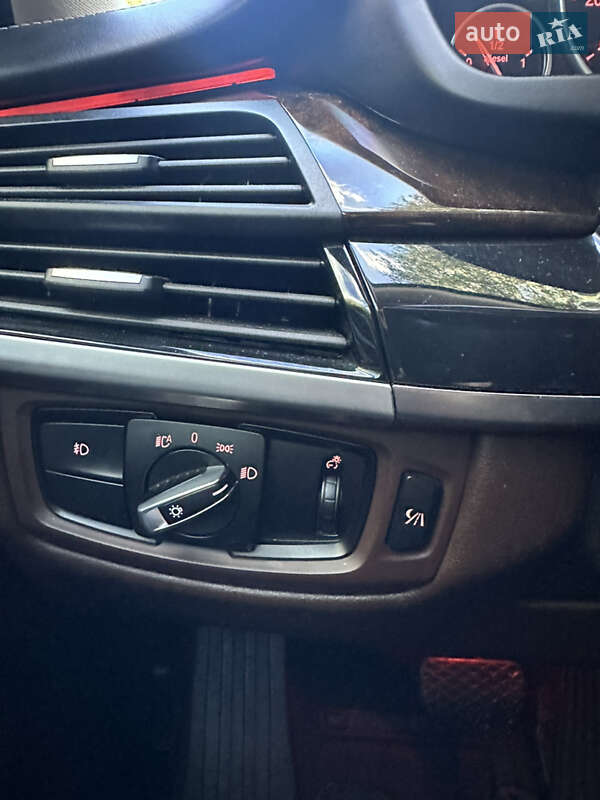 Внедорожник / Кроссовер BMW X5 2014 в Ровно