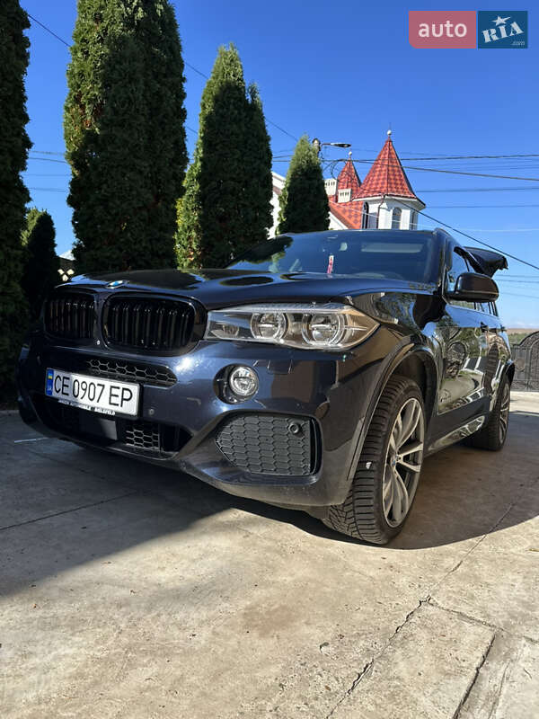 Позашляховик / Кросовер BMW X5 2015 в Чернівцях