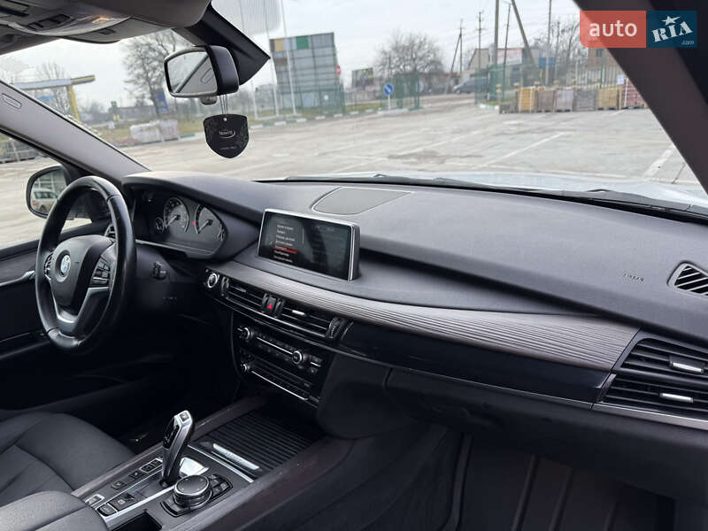 Внедорожник / Кроссовер BMW X5 2016 в Первомайске