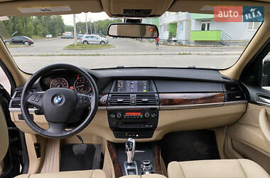 Позашляховик / Кросовер BMW X5 2012 в 