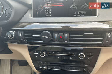 Внедорожник / Кроссовер BMW X5 2015 в 