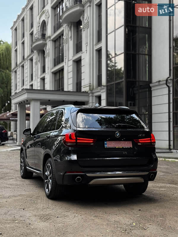 Позашляховик / Кросовер BMW X5 2014 в Чернівцях