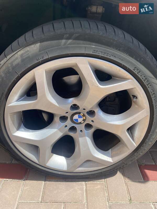 Внедорожник / Кроссовер BMW X5 2012 в Киеве