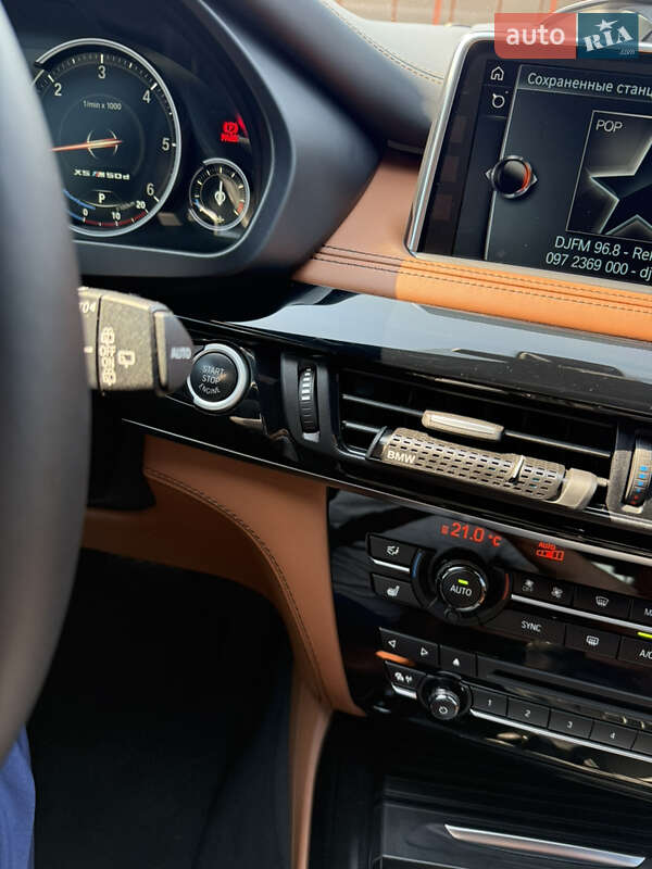 Внедорожник / Кроссовер BMW X5 2017 в Ирпене