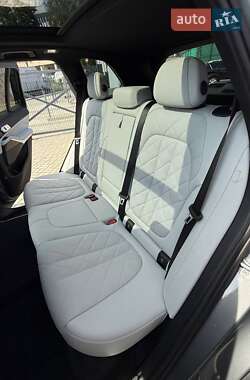 Позашляховик / Кросовер BMW X5 2023 в 