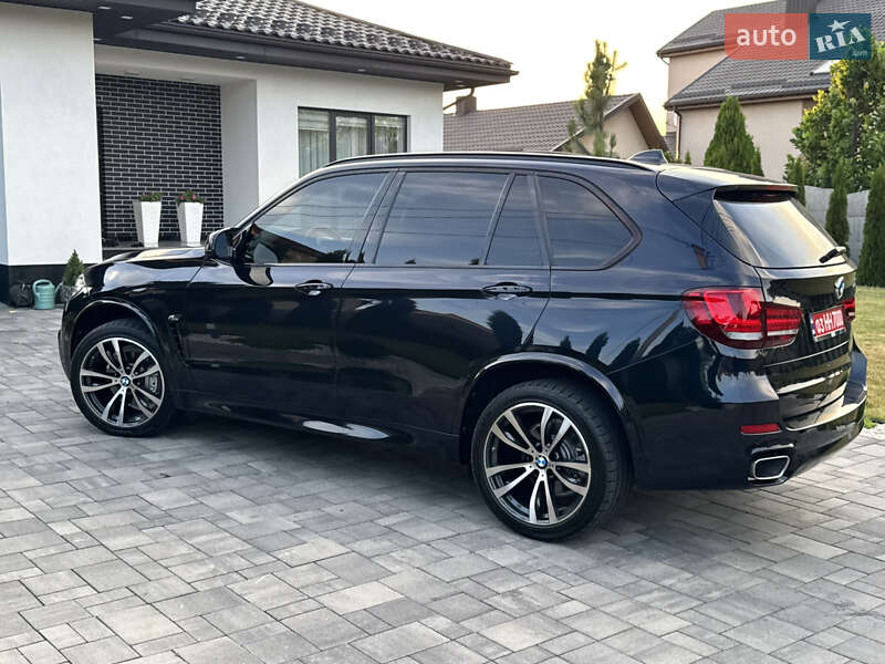 Внедорожник / Кроссовер BMW X5 2015 в Ровно