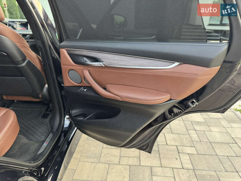 Внедорожник / Кроссовер BMW X5 2015 в Ровно