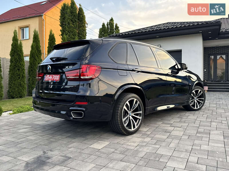 Внедорожник / Кроссовер BMW X5 2015 в Ровно
