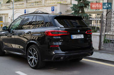 Внедорожник / Кроссовер BMW X5 2019 в 