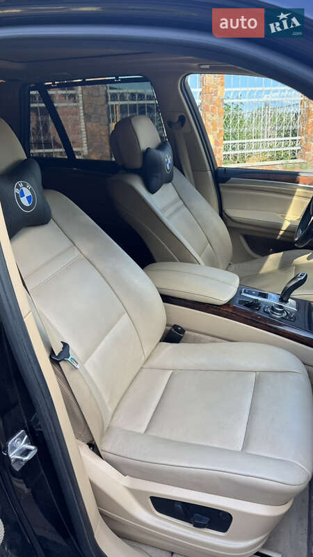 Внедорожник / Кроссовер BMW X5 2012 в Ладыжине