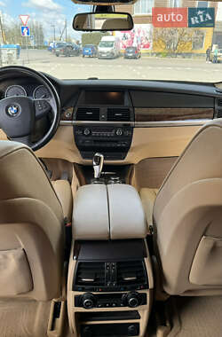 Внедорожник / Кроссовер BMW X5 2012 в 