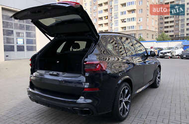 Внедорожник / Кроссовер BMW X5 2021 в 