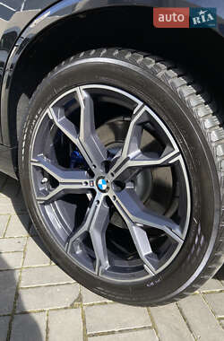 Внедорожник / Кроссовер BMW X5 2021 в 